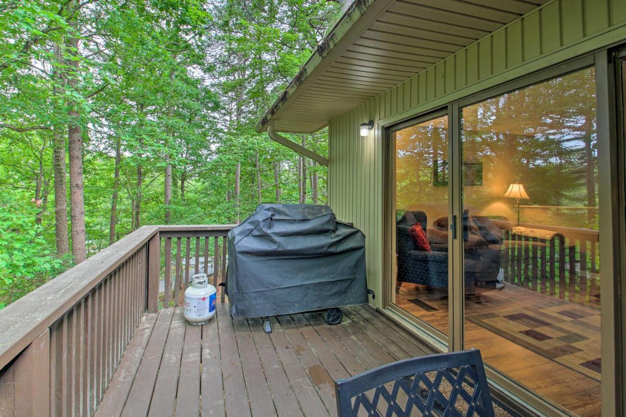 Hot Springs Village Retreat With Deck 3 Mi To Golf! Eksteriør bilde